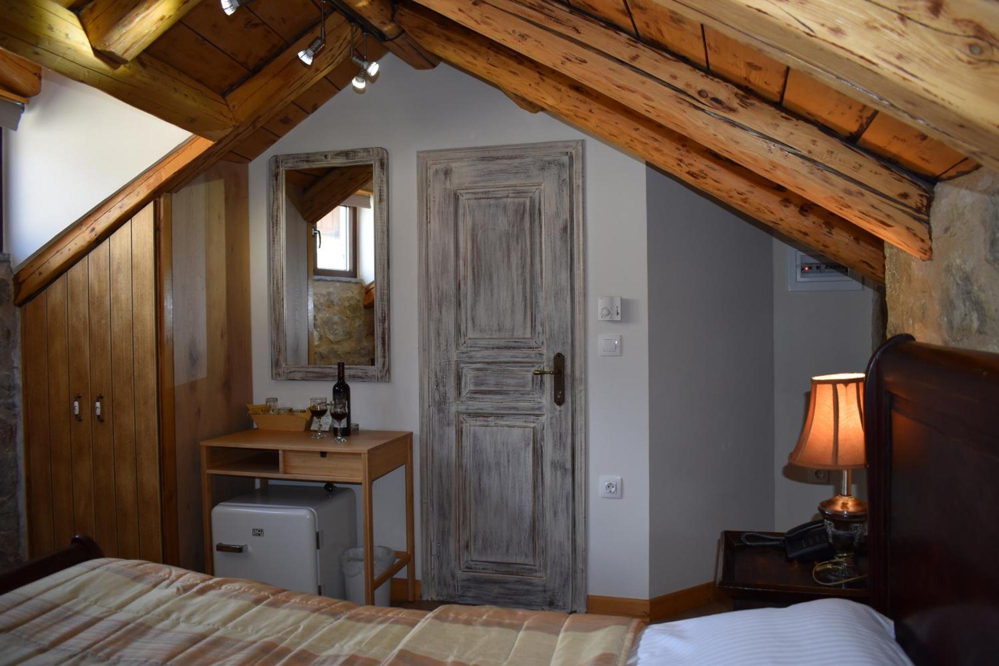 Alexandros Guesthouse Arachova Bagian luar foto
