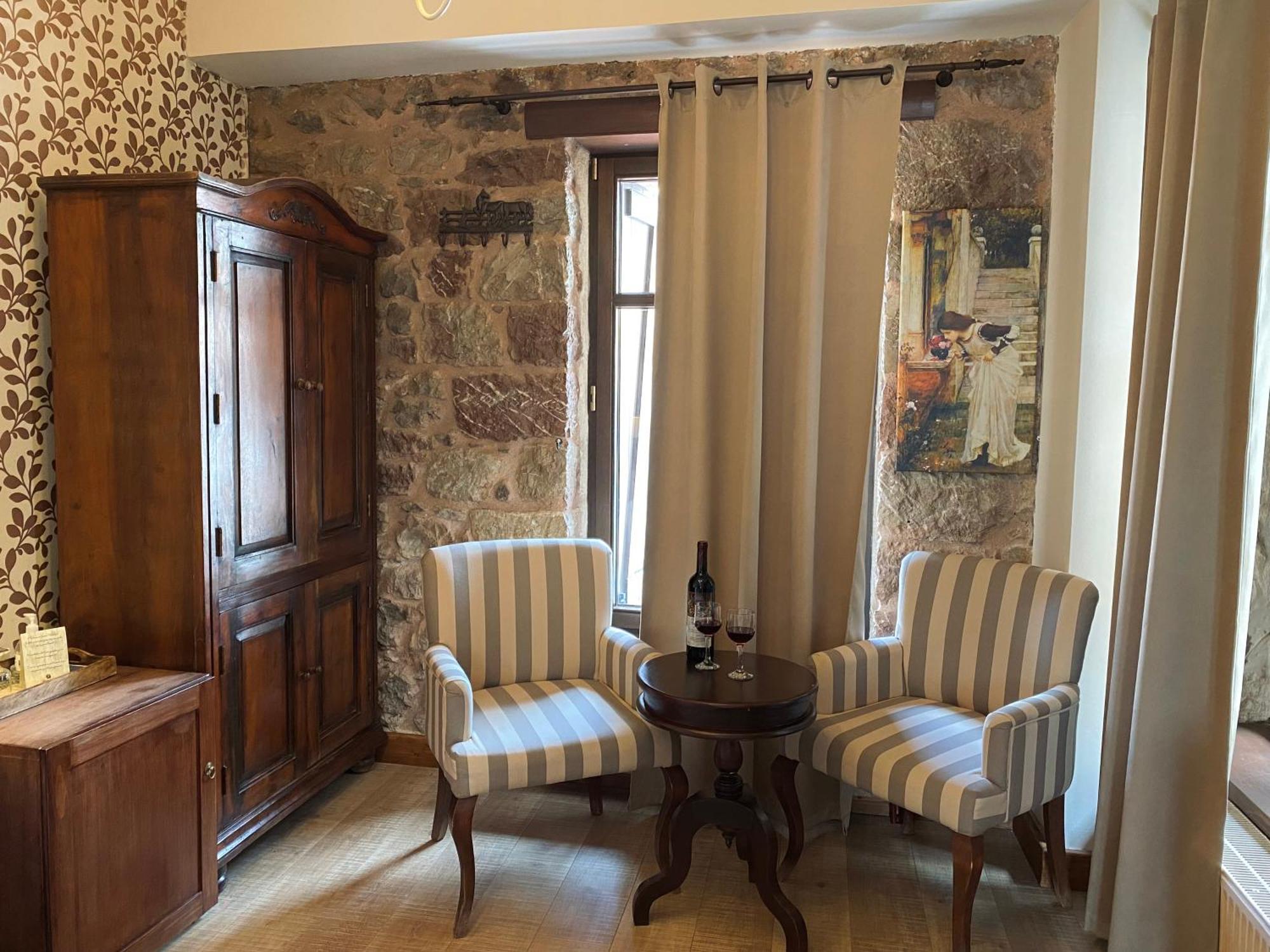 Alexandros Guesthouse Arachova Bagian luar foto