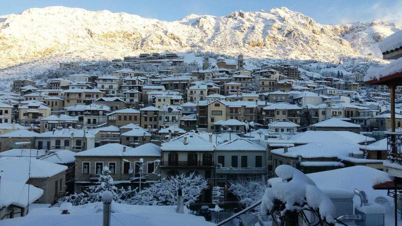 Alexandros Guesthouse Arachova Bagian luar foto